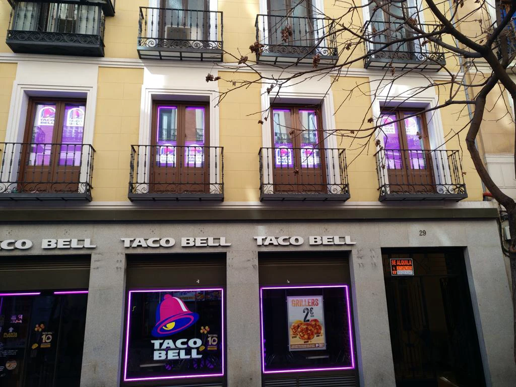 Pantalla Taco Bell
